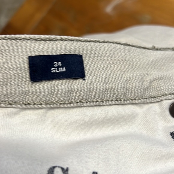 Gap Gray Jean Shorts - Picture 5 of 6